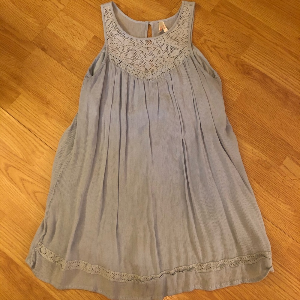 Baby blue sleeveless blouse